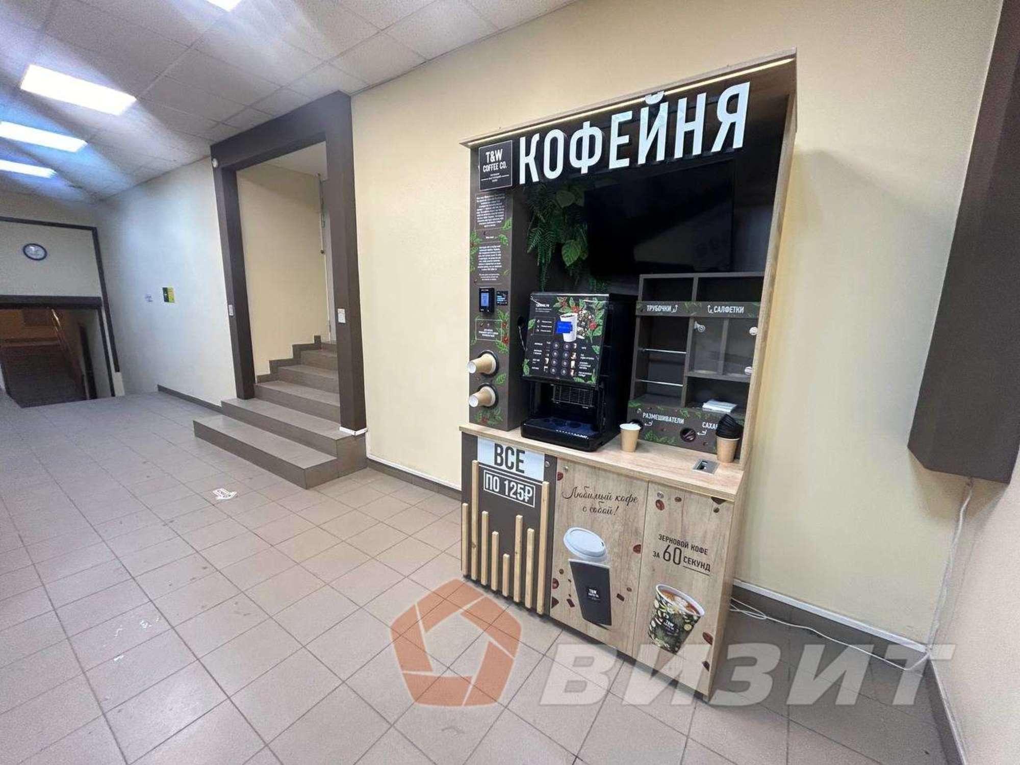 Сдать торговое помещение за 210 000 рублей на Авроры улица, 150а