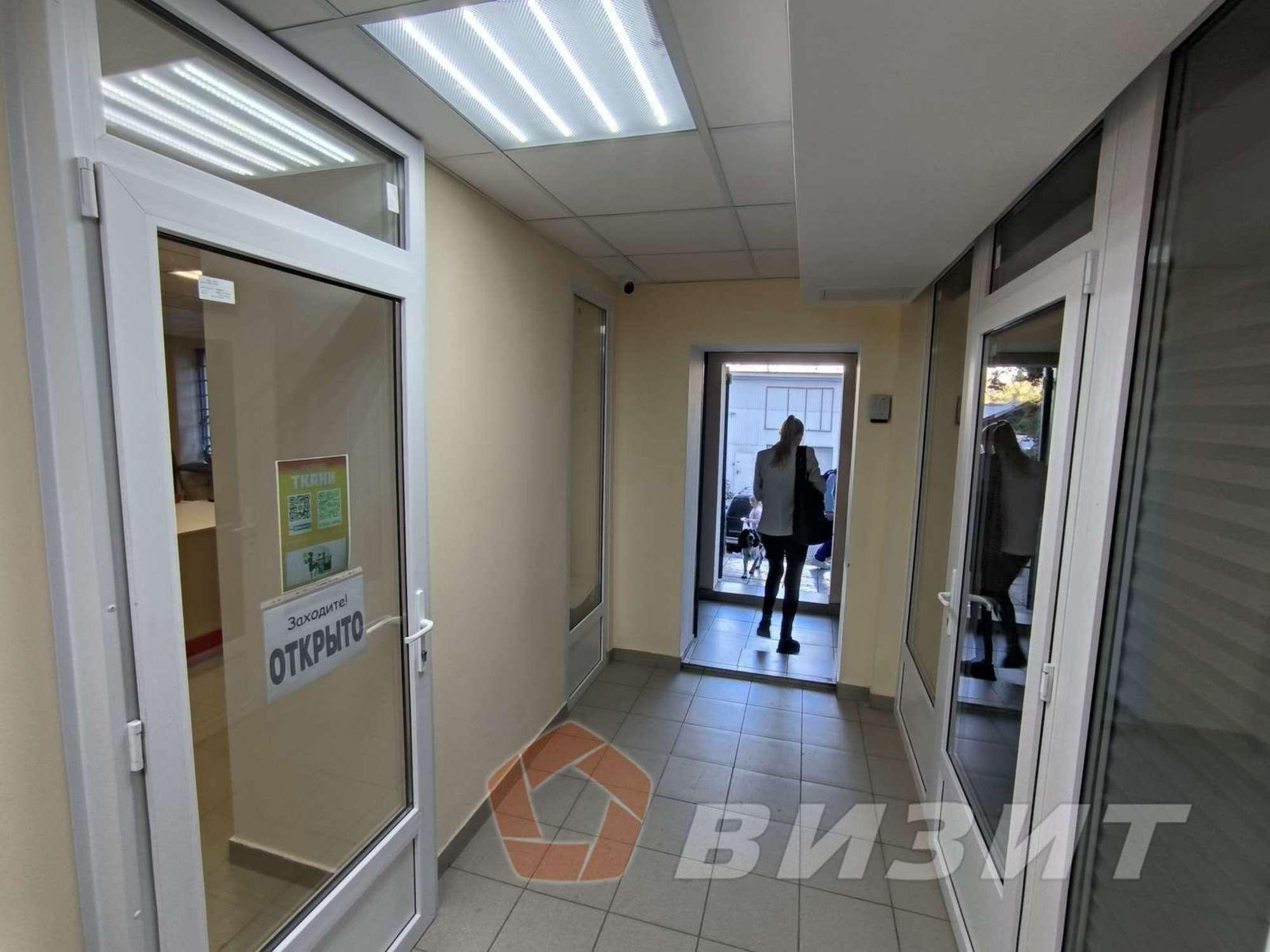 Сдать торговое помещение за 10 000 рублей на Кромская улица, 4