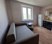 комната 42 кв м пр-кт Кирова, 36