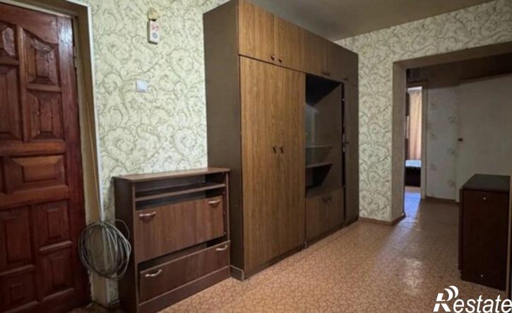 3-комн квартира улица Красных Коммунаров, 19,  д. 19