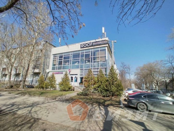 Торговое помещение Советской Армии улица, 143а