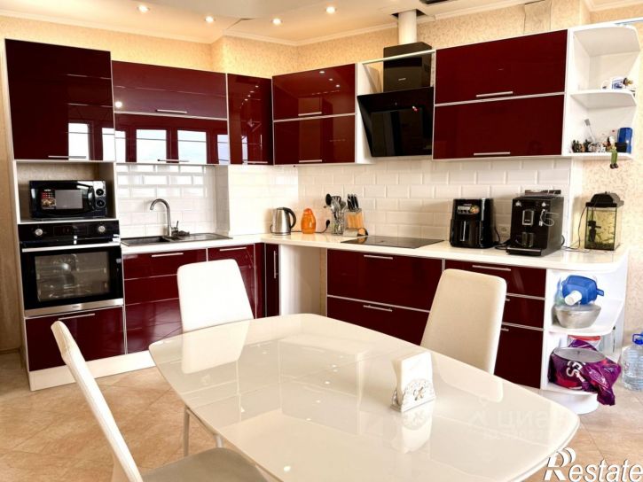 3-комн квартира улица Врубеля, 15,  д. 15