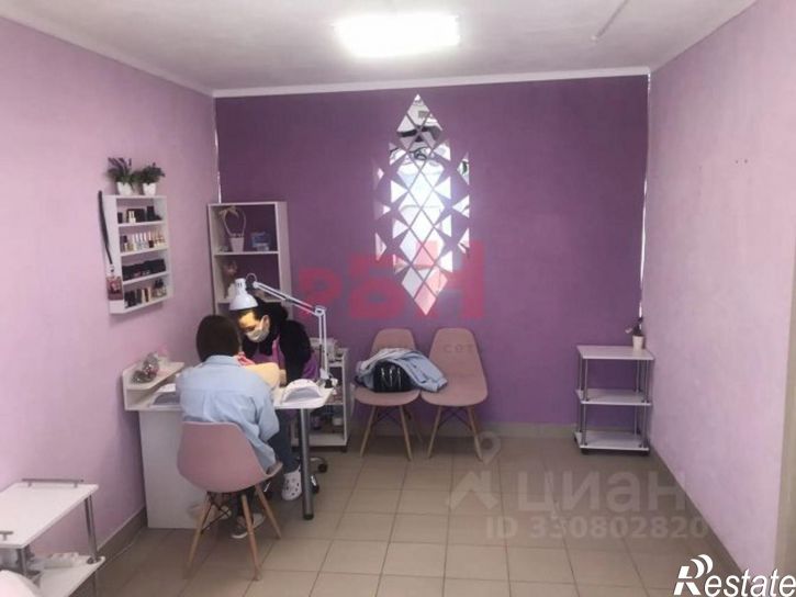 Торговое помещение ул Ново-Вокзальная, 215,  д. 215