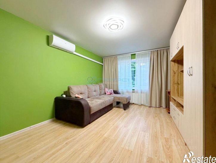 2-комн квартира улица Николая Панова, 36,  д. 36