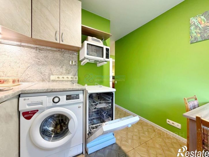 2-комн квартира улица Николая Панова, 36,  д. 36