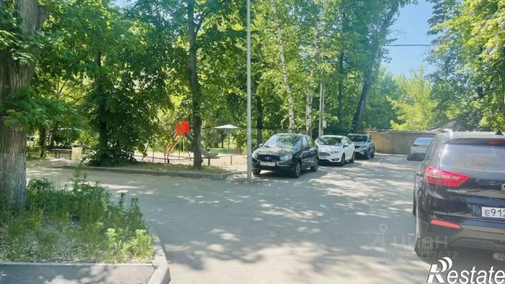 2-комн квартира пр-кт Масленникова, 9,  д. 9