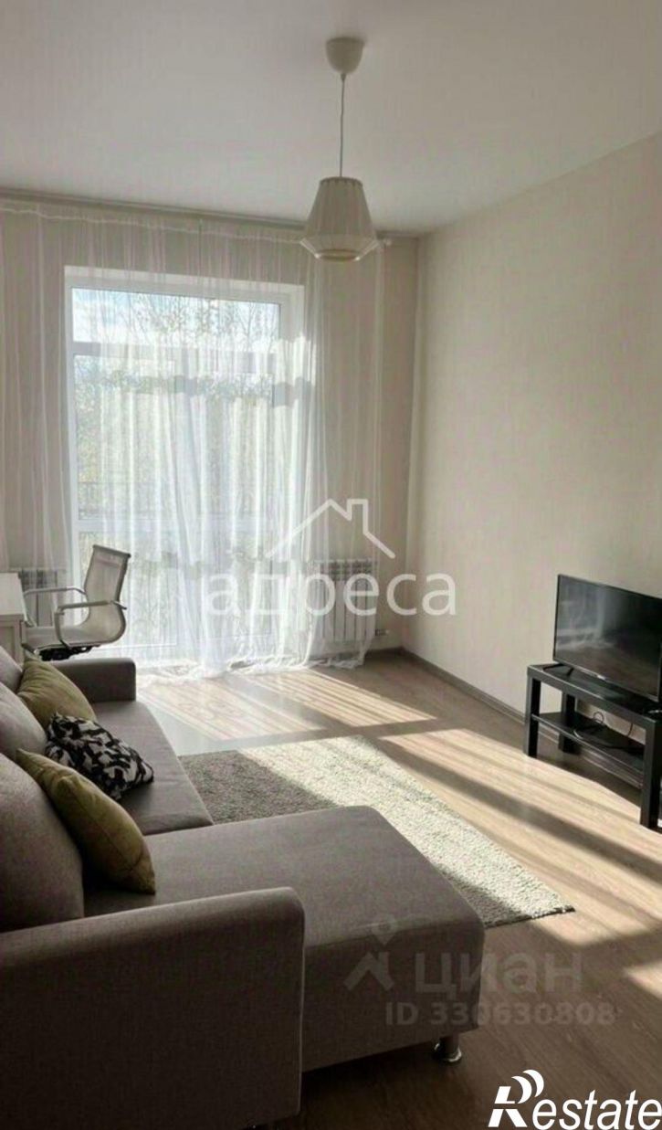 2-комн квартира пр-ка Третья, 94Н,  д. 94Н