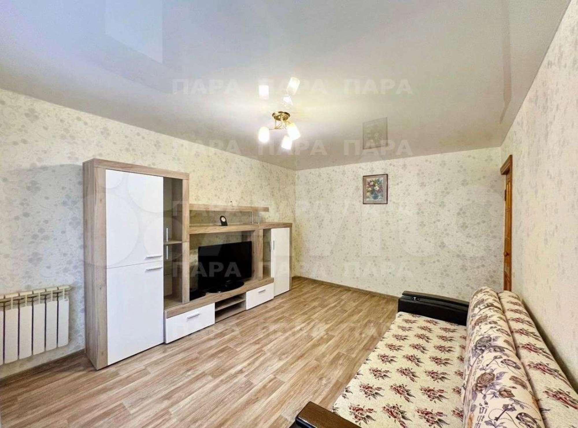 Сдать квартиру за 23 000 рублей на Кирова проспект, 168