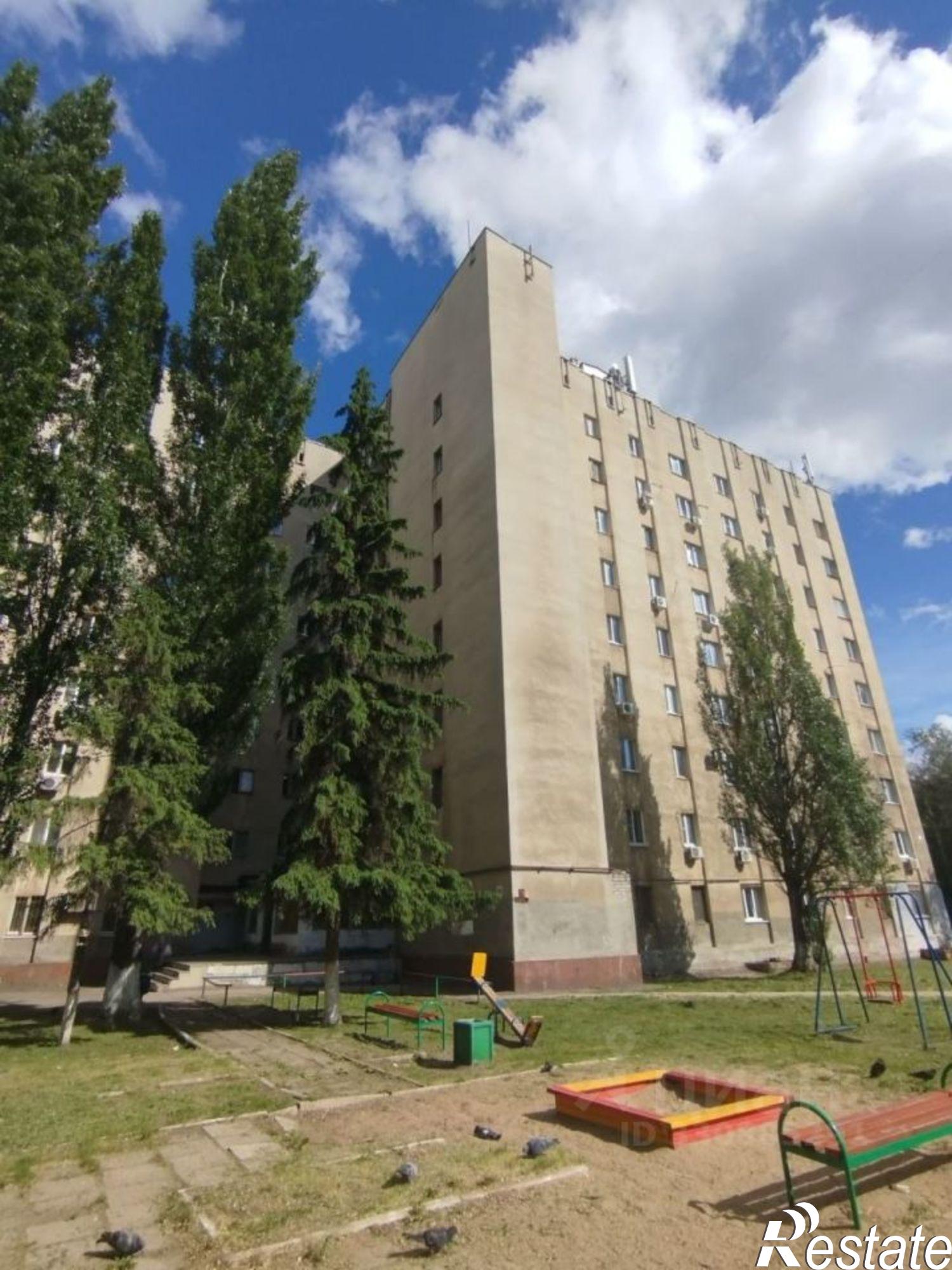 Купить комнату за 2 000 000 рублей на пр-кт Кирова, 36