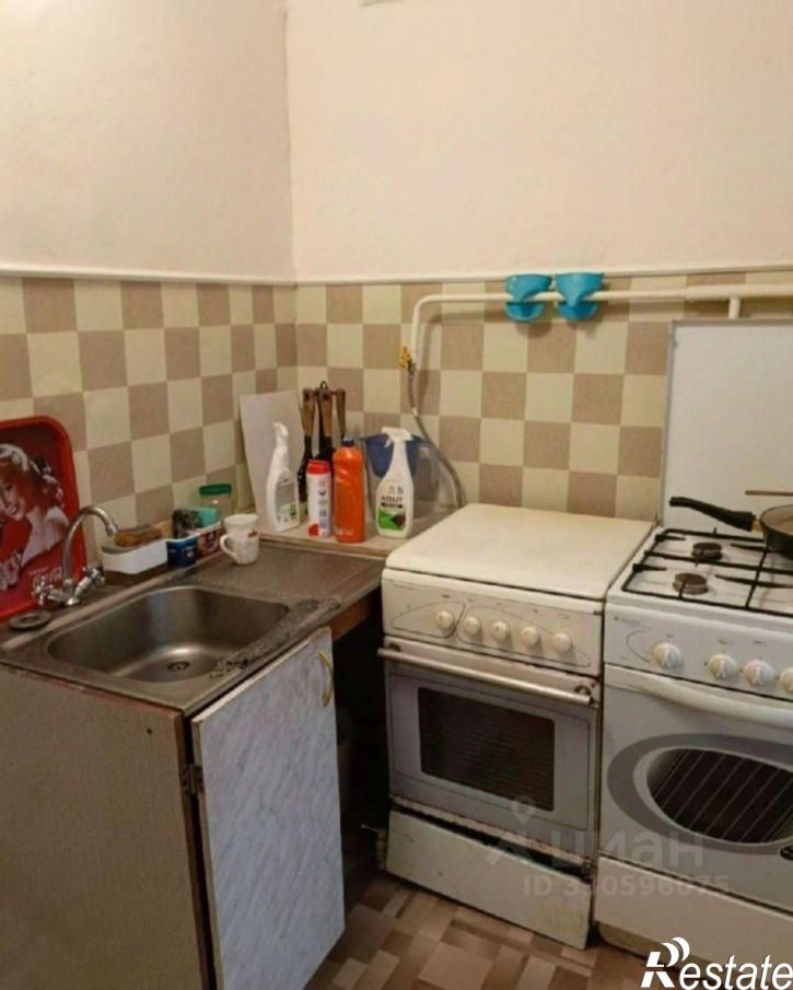 Комната Второй Безымянный пер, 4А,  д. 4А
