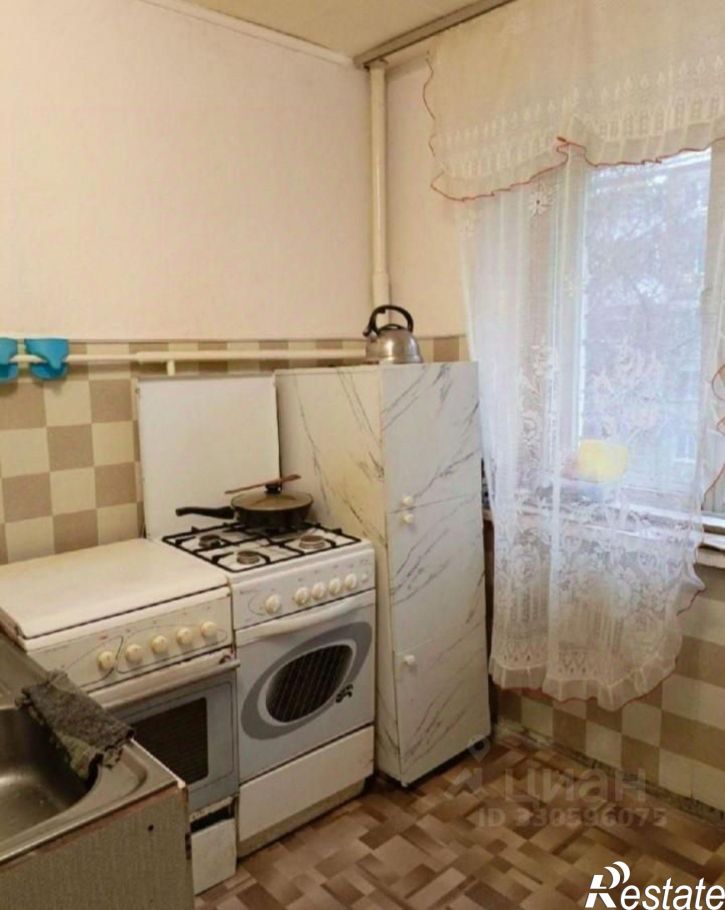Комната Второй Безымянный пер, 4А,  д. 4А