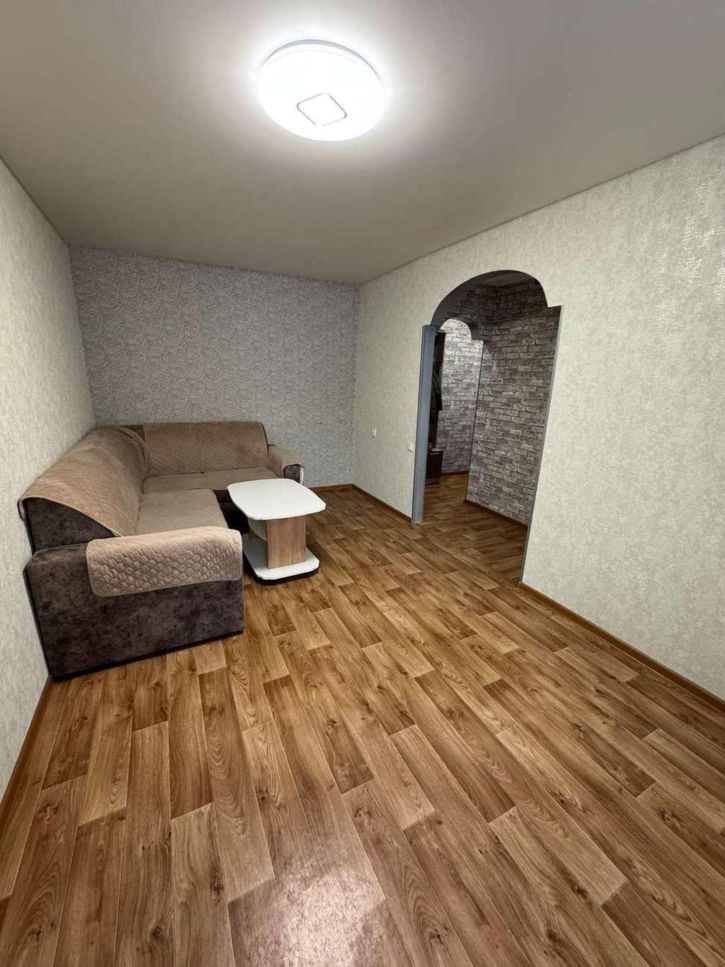 2-комн квартира Свободы улица, 7