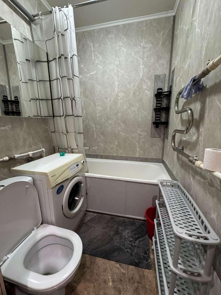 2-комн квартира Свободы улица, 7