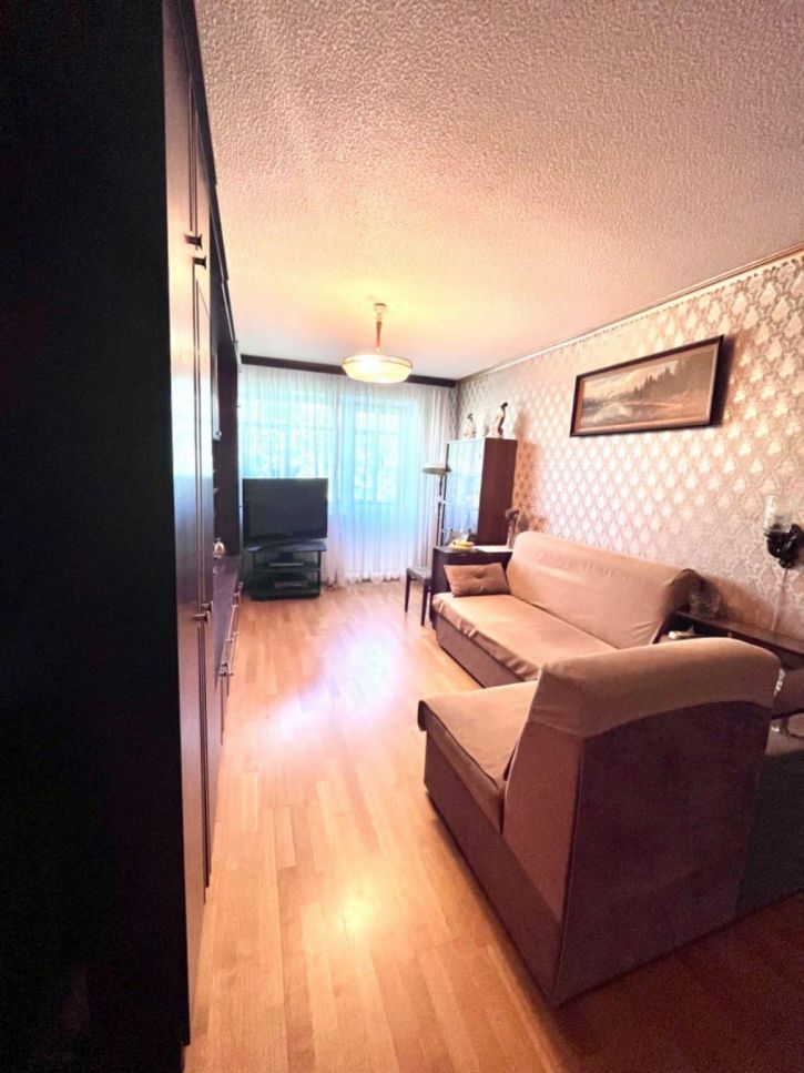3-комн квартира Мориса Тореза улица, 4
