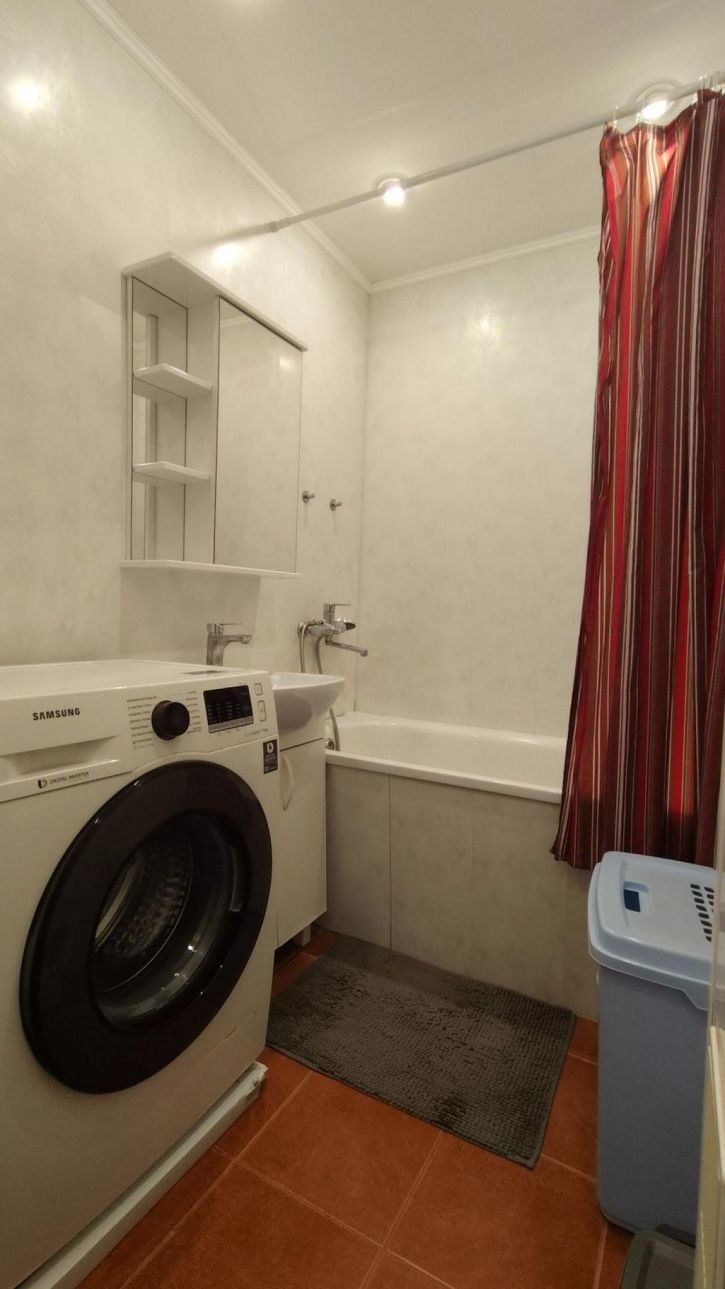 3-комн квартира Енисейская улица, 39