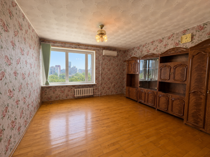4-комн квартира Ленина проспект, 1