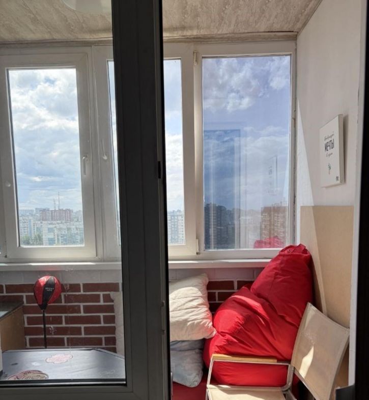 2-комн квартира Кирова улица, 322Ак6