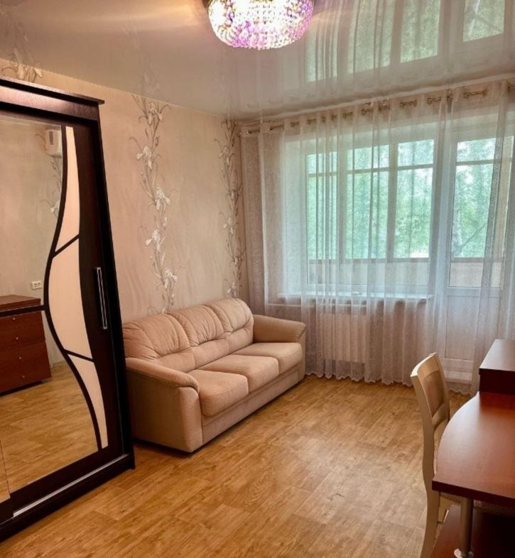 2-комн квартира Силина улица, 8