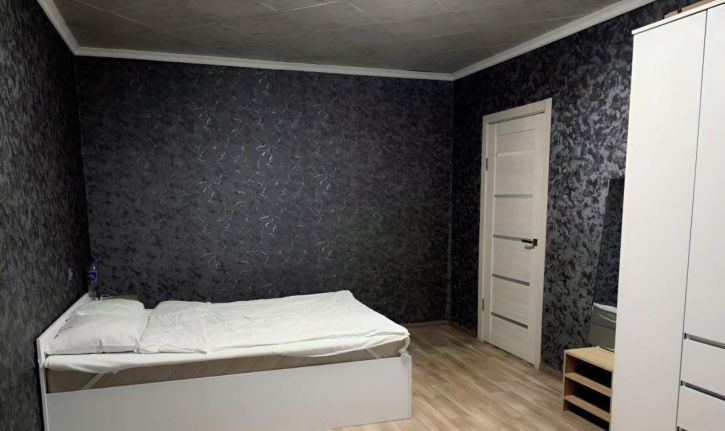 1-комн квартира Промышленности улица, 315