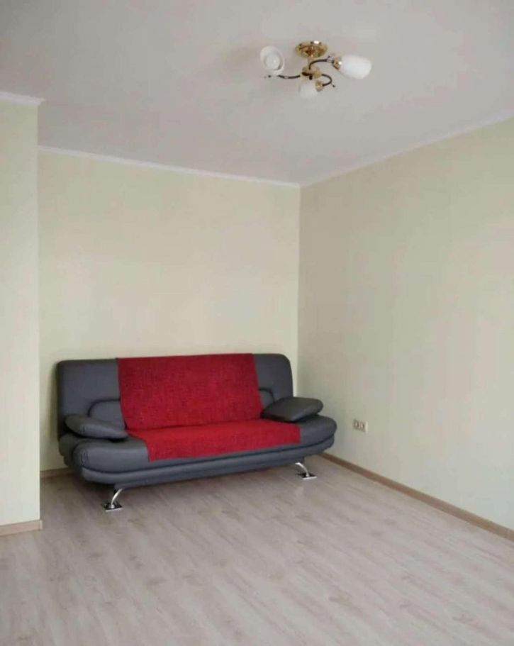 1-комн квартира Евгения Золотухина улица, 32