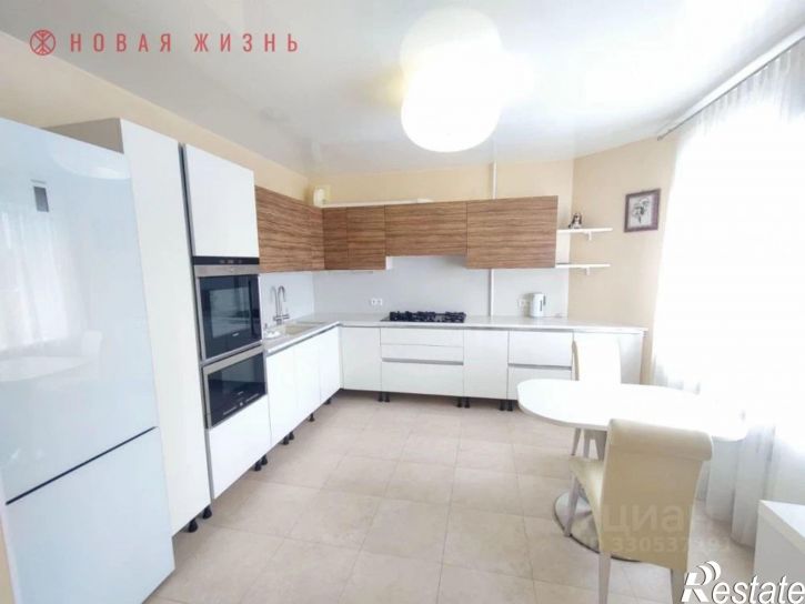 4-комн квартира ул Алексея Толстого, 26,  д. 26