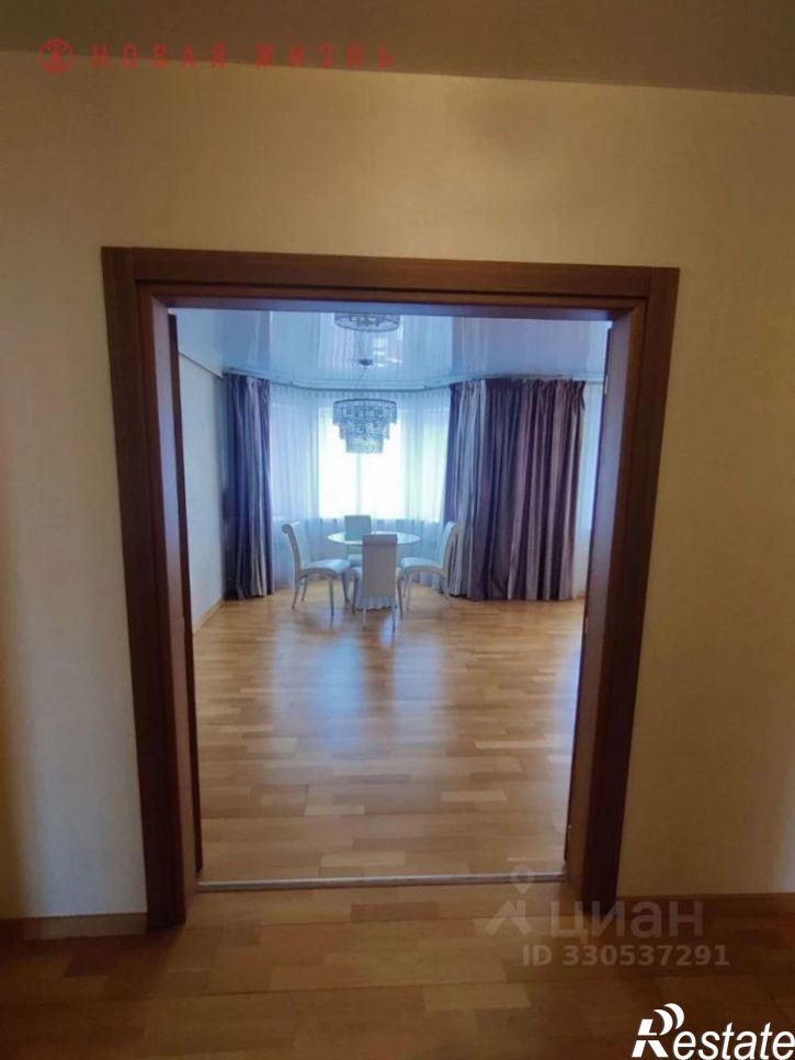 4-комн квартира ул Алексея Толстого, 26,  д. 26