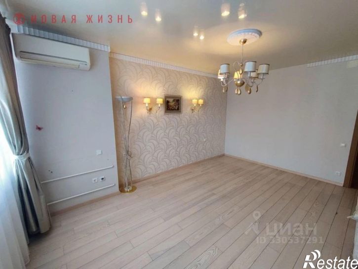 4-комн квартира ул Алексея Толстого, 26,  д. 26