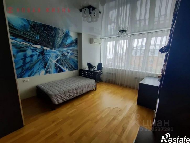 4-комн квартира ул Алексея Толстого, 26,  д. 26