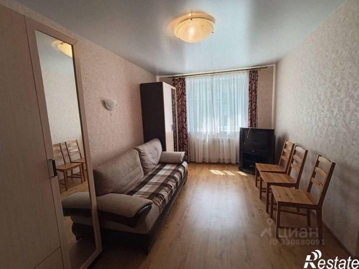 1-комн квартира улица Евгения Золотухина, 28,  д. 28