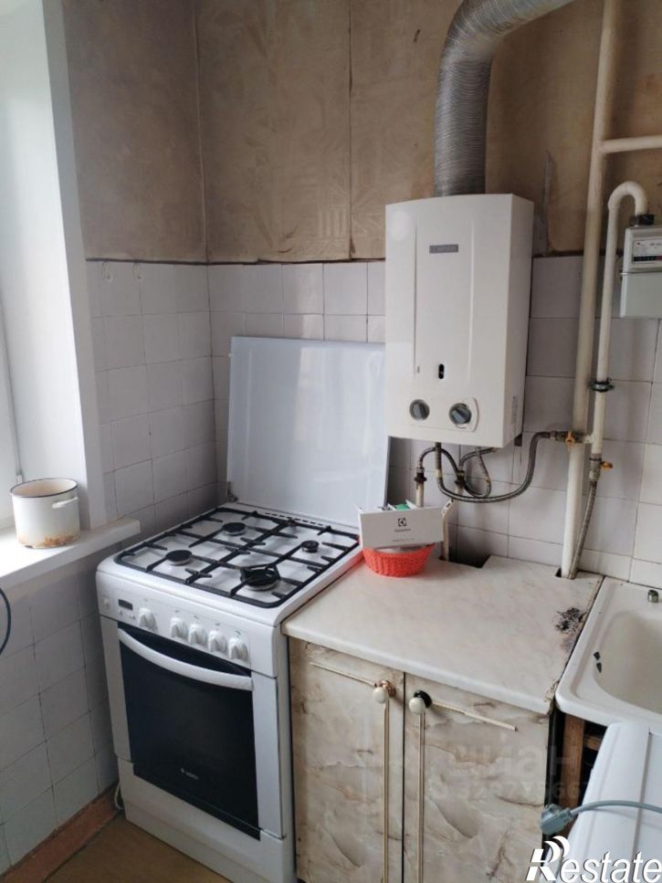 3-комн квартира улица Александра Матросова, 98,  д. 98