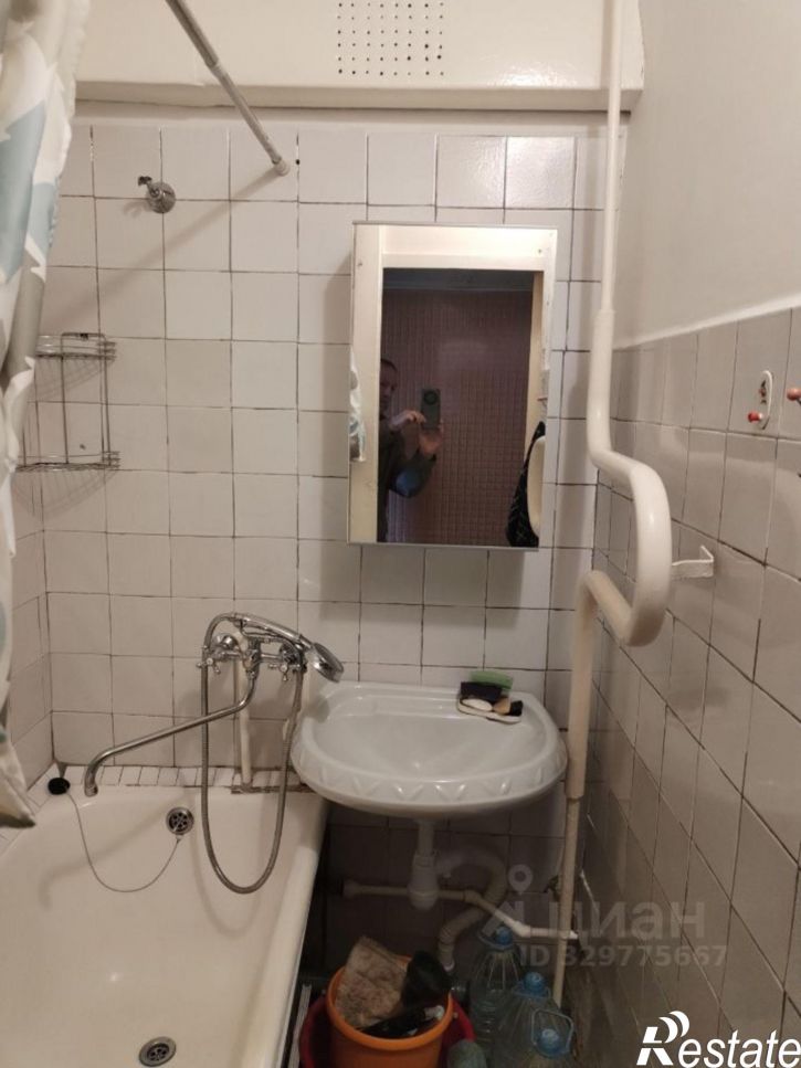 3-комн квартира улица Александра Матросова, 98,  д. 98