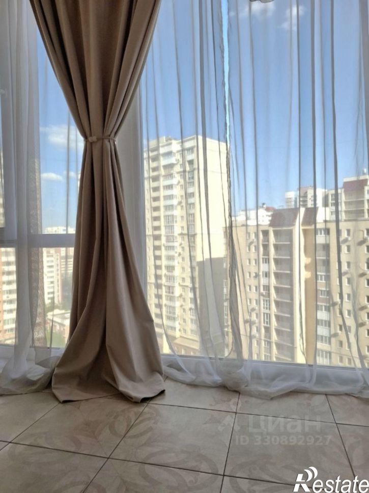 3-комн квартира Московское шоссе, 10,  д. 10