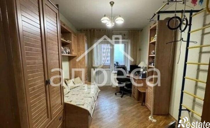 4-комн квартира улица Советской Армии, 251 к7,  д. 251 к7