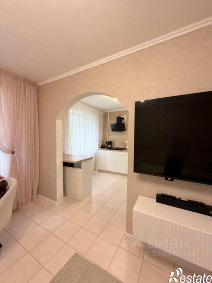 4-комн квартира улица Георгия Димитрова, 94,  д. 94
