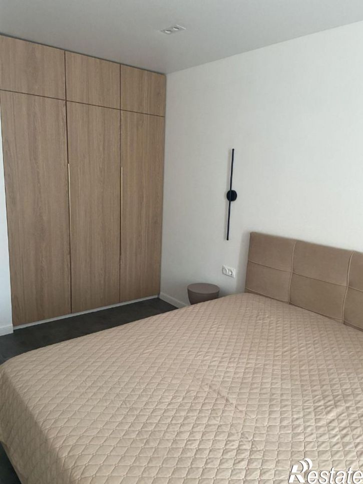 2-комн квартира ул Революционная, 101г,  д. 101г