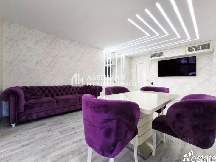 3-комн квартира улица Советской Армии, 240,  д. 240