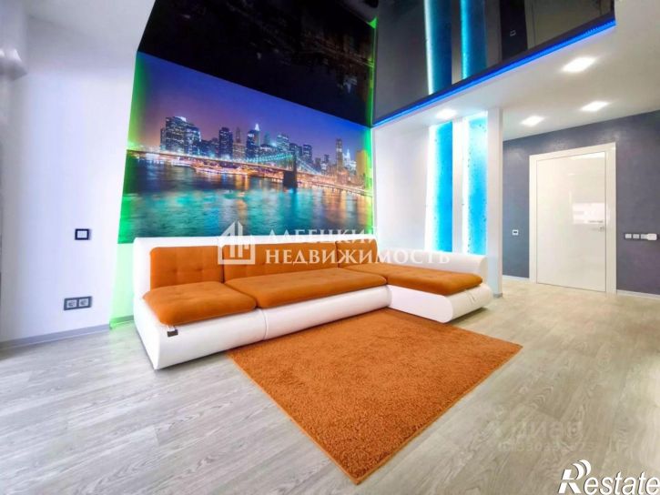 3-комн квартира улица Советской Армии, 240,  д. 240