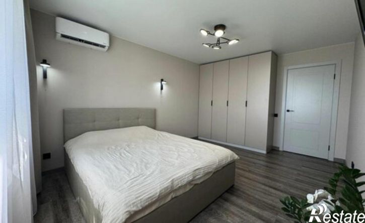 2-комн квартира 1-й кв-л, 74,  д. 74
