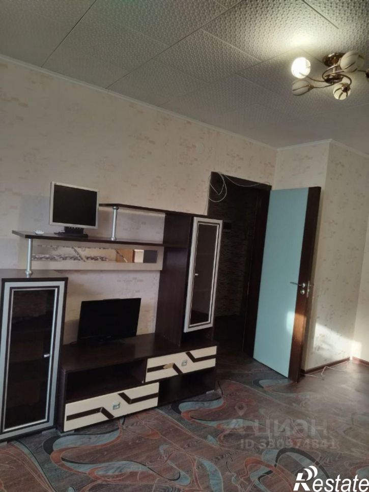 1-комн квартира улица Евгения Золотухина, 32,  д. 32