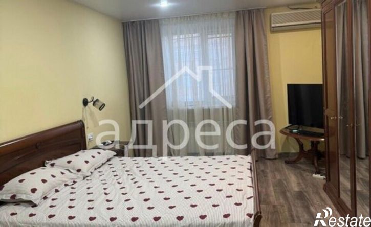 3-комн квартира ул Братьев Коростелевых, 81,  д. 81