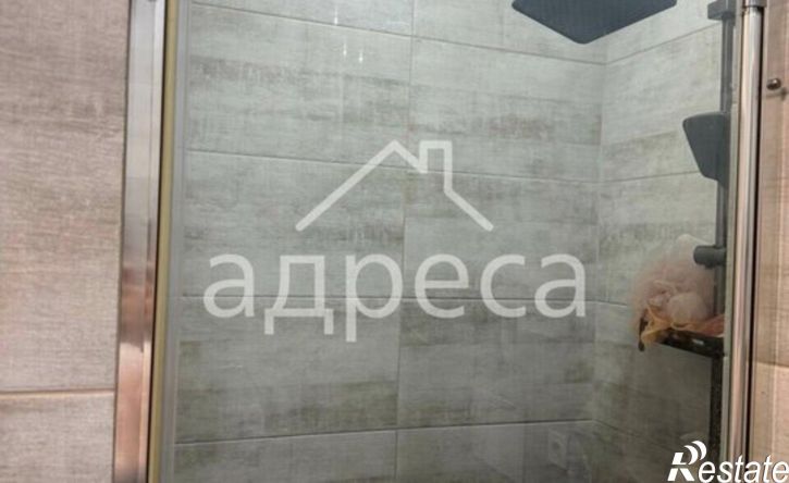 3-комн квартира ул Братьев Коростелевых, 81,  д. 81