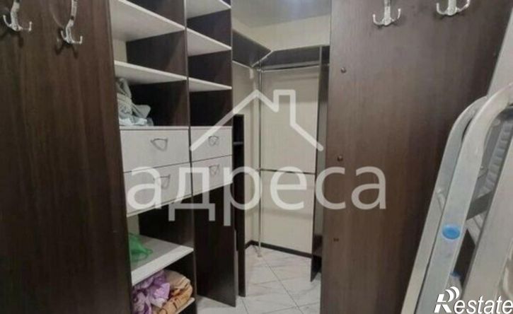 3-комн квартира Центральная улица, 27,  д. 27
