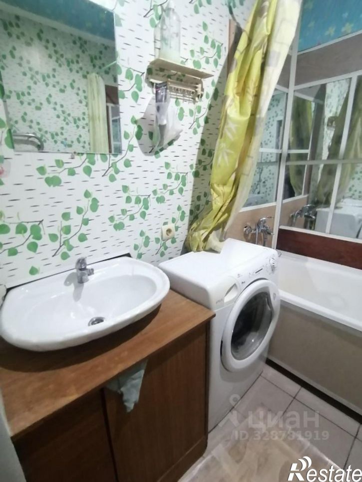 3-комн квартира Фасадная улица, 17,  д. 17
