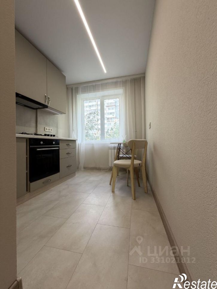 2-комн квартира Ново-Садовая улица (дублёр), 303,  д. 303