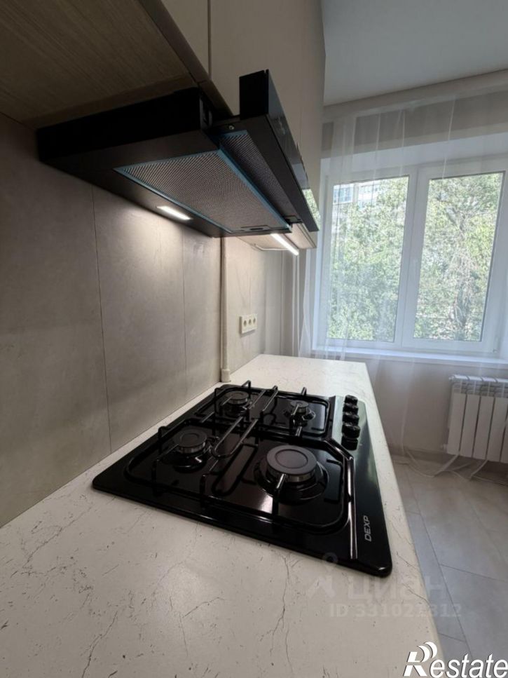 2-комн квартира Ново-Садовая улица (дублёр), 303,  д. 303