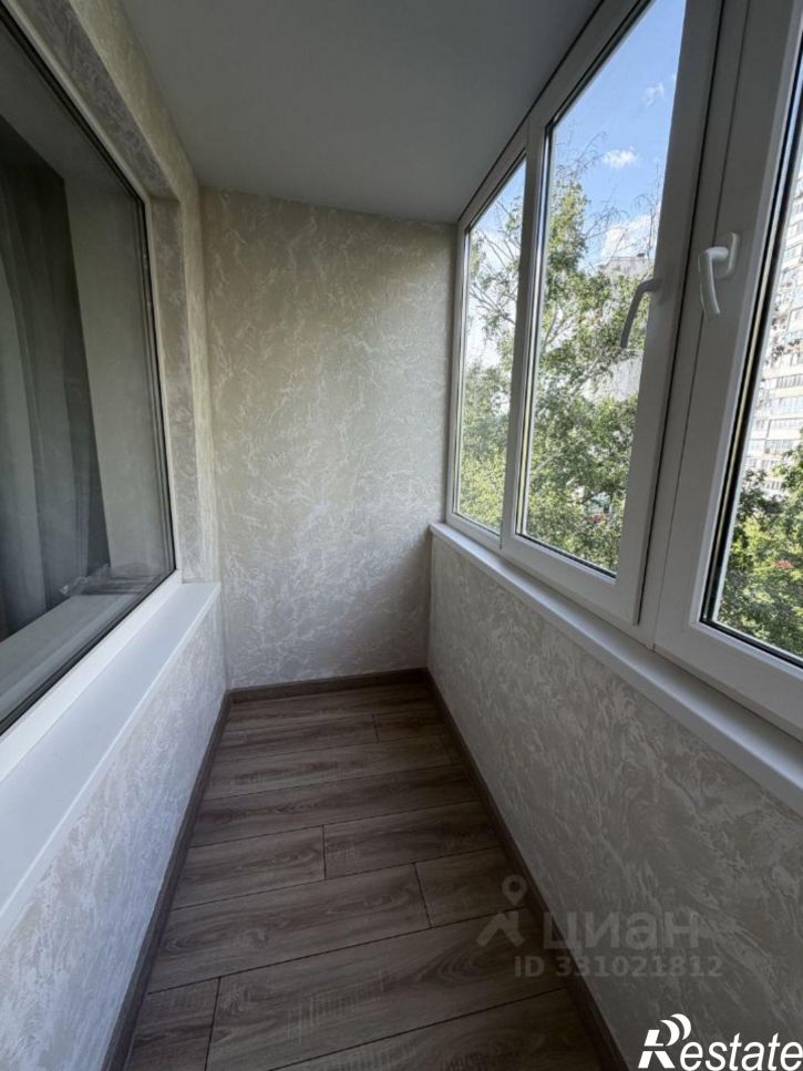 2-комн квартира Ново-Садовая улица (дублёр), 303,  д. 303