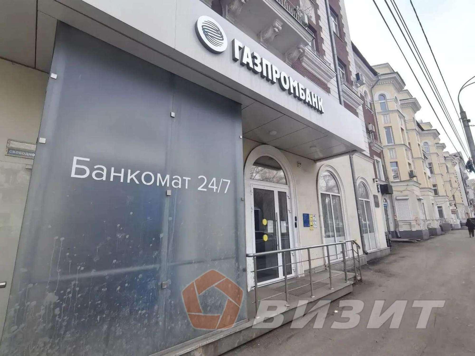 Сдать торговое помещение за 17 600 рублей на Победы улица, 105