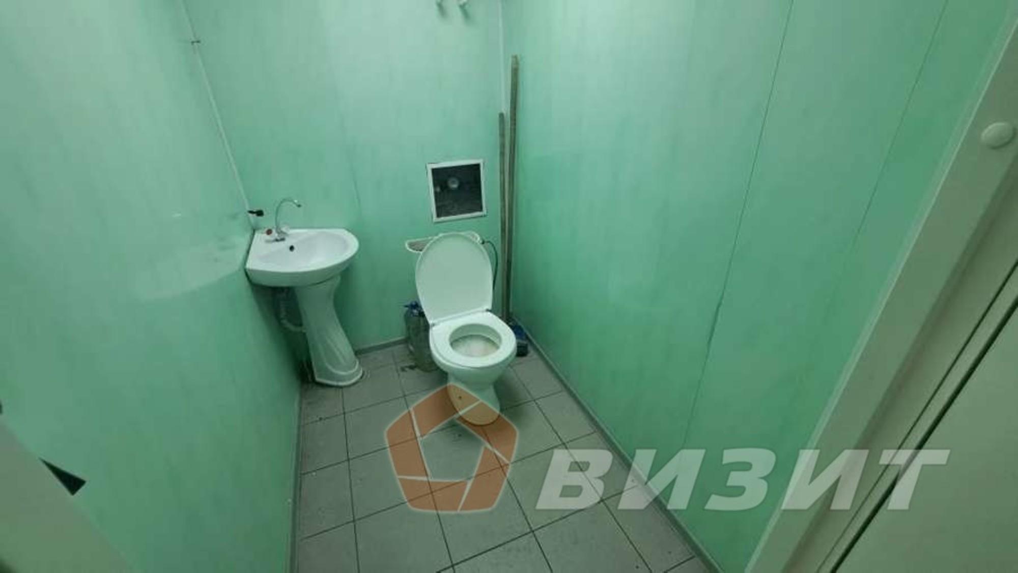 Сдать торговое помещение за 40 000 рублей на Арбатская улица, 1