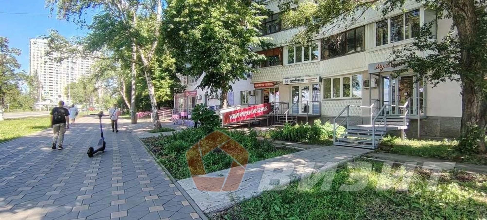 Сдать торговое помещение за 40 000 рублей на Ленина проспект, 7