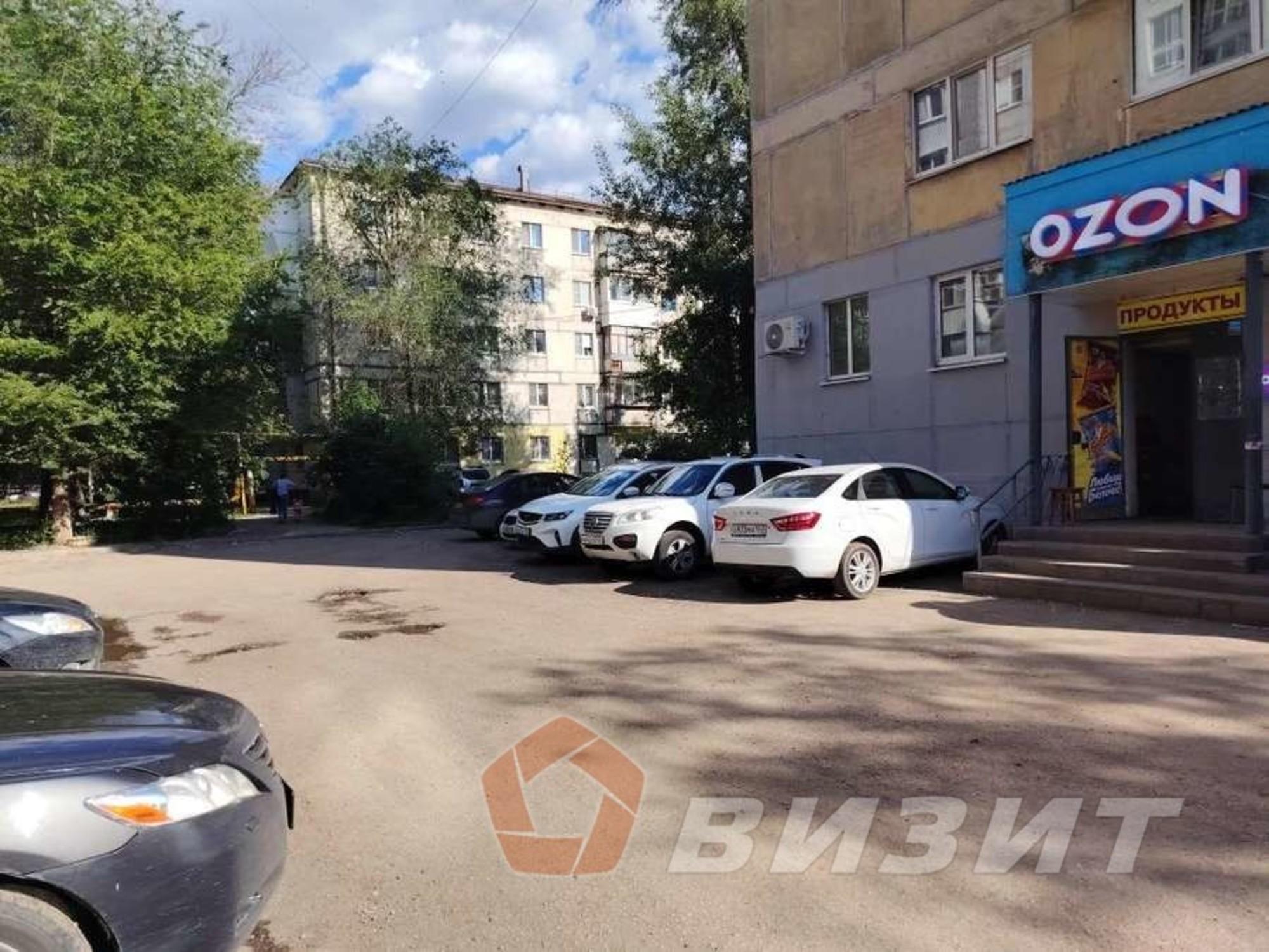 Купить торговое помещение за 9 300 000 рублей на Пугачевский тракт, 57